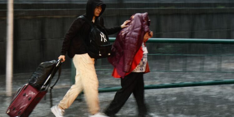 SEP suspende clases por fuertes lluvias