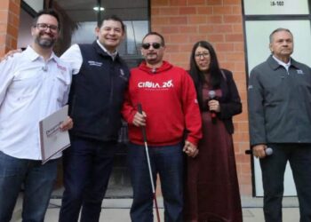Entregan 96 residencias en Lomas de San Miguel