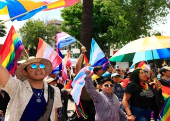 Proponen cuota LGBT en gobierno