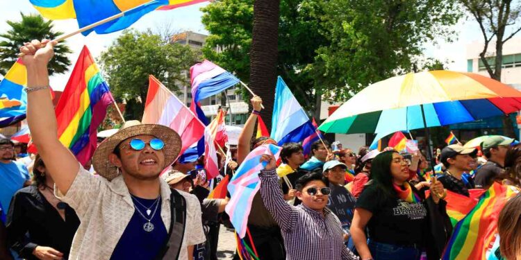 Proponen cuota LGBT en gobierno