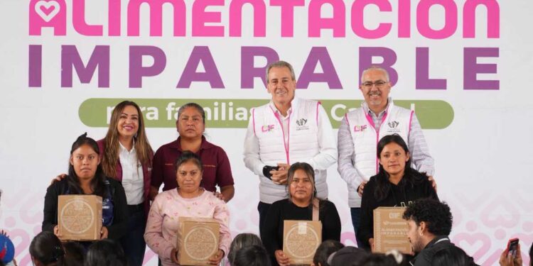 Entrega alcalde 3 mil apoyos alimentarios