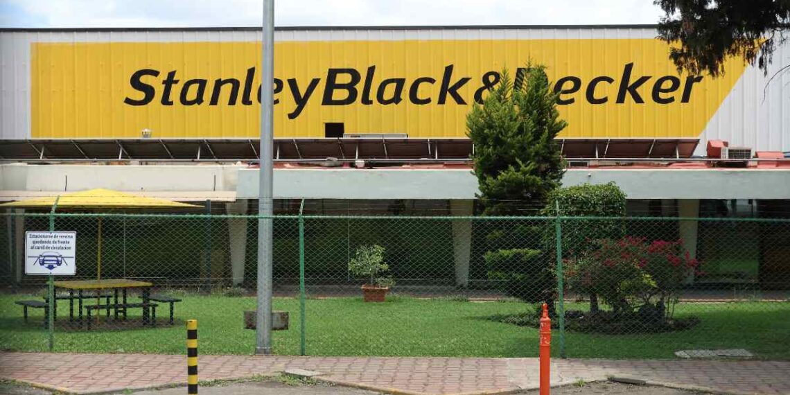 Empresas chinas, interesadas en nave de Stanley