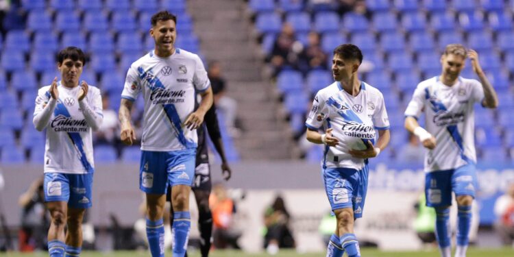 Puebla ficha a Mathías Tomás y Sebastián Sanabria