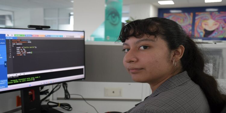 Egresada BUAP gana medalla de oro