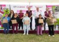 Entregan 4 mil despensas a familias de Tetela