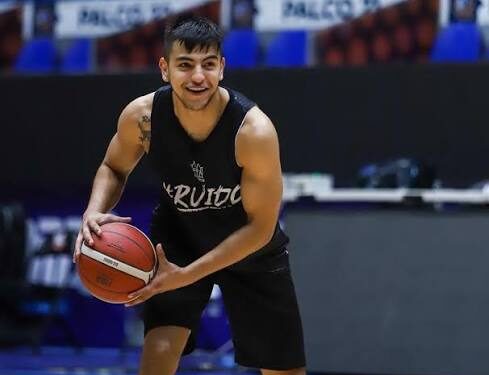Refuerzan equipo Lobos con Diego Willis
