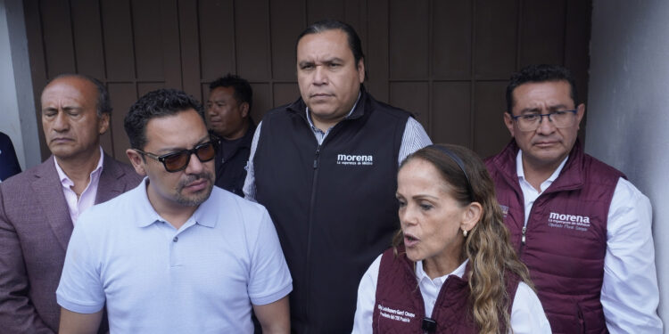 Morena pide unidad por connacionales