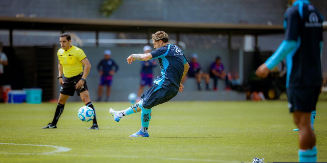 Emiliano Gómez ratifica su compromiso con La Franja